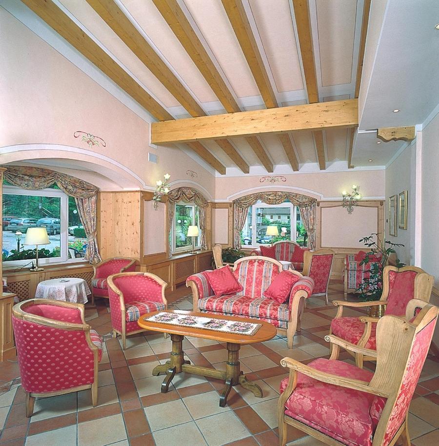 Hotel Des Alpes 몰베노 외부 사진